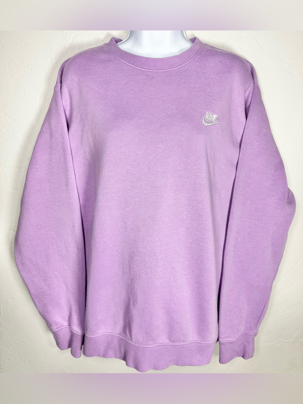 Nike Women’s Lavender Crewneck Sweatshirt Size Large